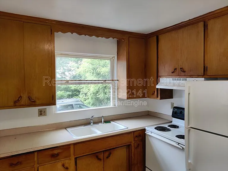 435 Front Ave #7 — Photo 11