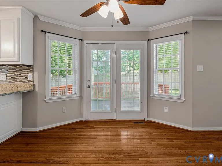3924 Liberty Point Dr — Photo 19