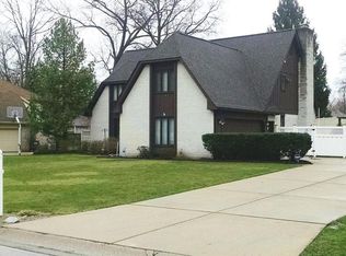 4445 Cropthorne Dr, Toledo, OH 43623