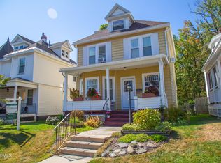 1221 Glenwood Blvd, Schenectady, NY 12308