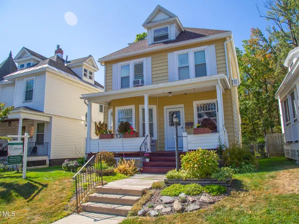 1221 Glenwood Boulevard, Schenectady, NY 12308