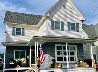 11 2nd Ave, Lehighton, PA 18235