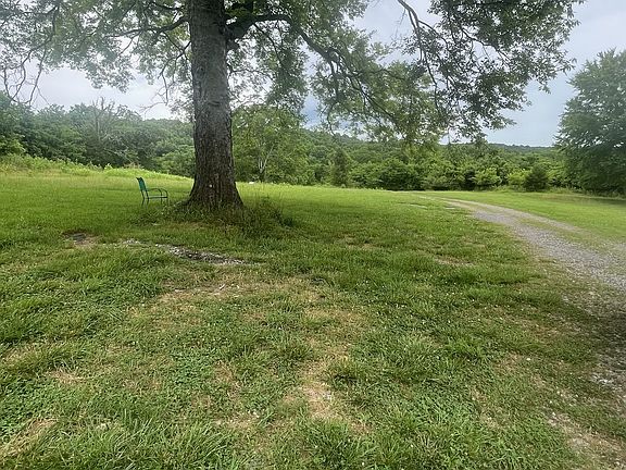 3rd image of 57 Leland Ln