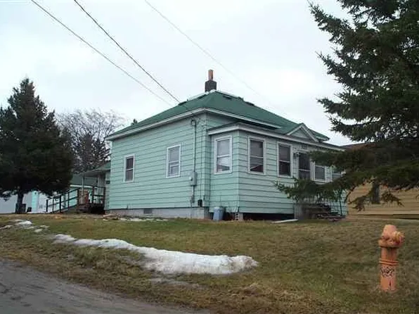 222 N 11th Ave E, Ashland, WI 54806