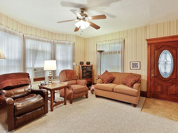 4th image of 3541 Pillsbury Ave S
