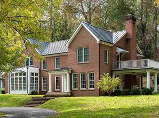 205 Rowledge Rd, Charlottesville, VA 22903