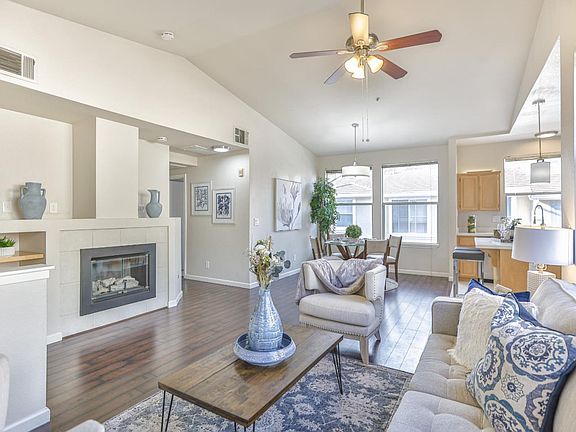 5th image of 3336 Midtown Pl