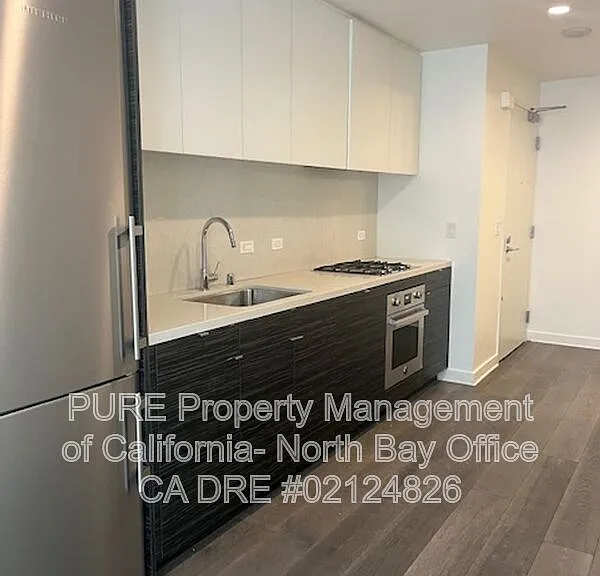 1688 Pine St #608 — Photo 5