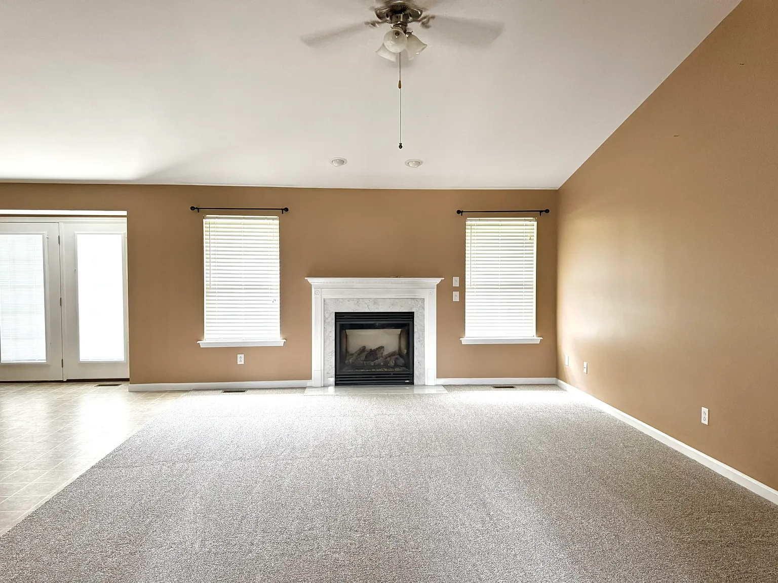 3 bed, 1658 sqft, $2,100 — Photo 2