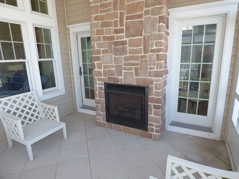 1340 Pleasure Ave — Photo 15