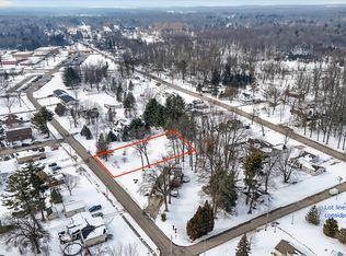 434 W Maple St, Saint Charles, MI 48655