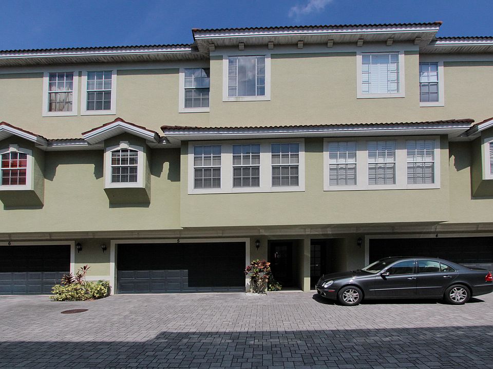 1st image of 3111 W De Leon St Unit 5