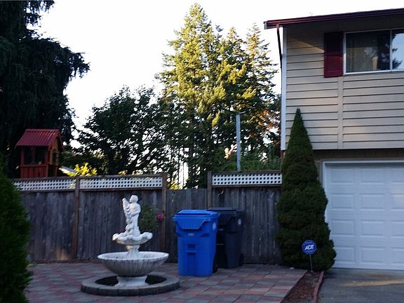 2nd image of 2523 Natalie Ln