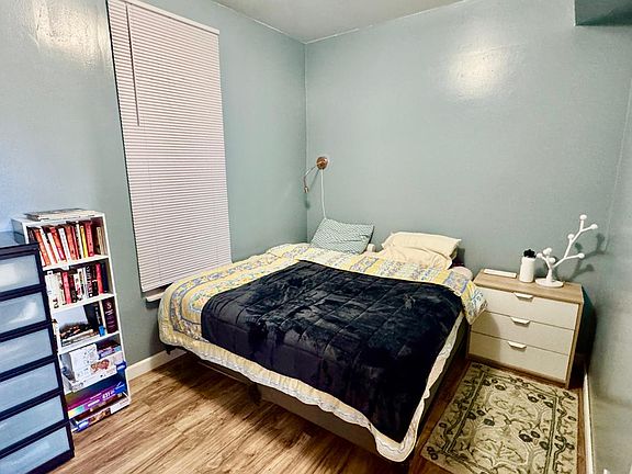 5th image of 1368 W Evergreen Ave APT 3R