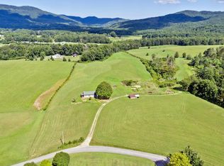 160 Meadow Ln, Oliver Springs, TN 37840