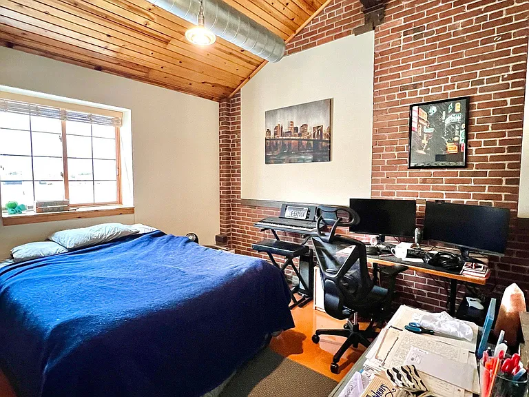 723 S Neil St #208 — Photo 6