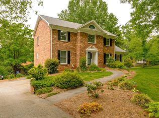 1101 Wetherburn Ct, Winston Salem, NC 27104