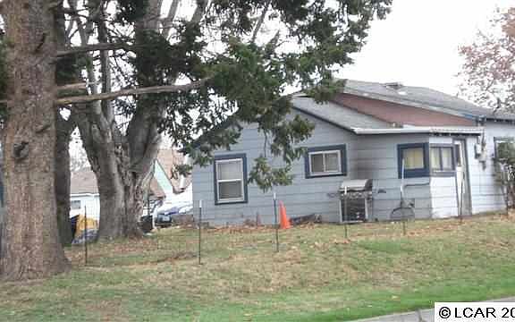 2nd image of 142 N Garden Ct