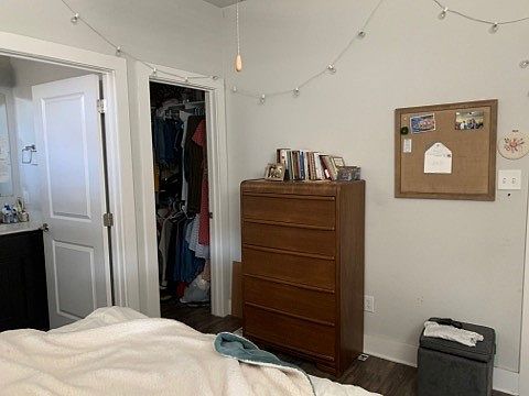 5th image of 4306 Oaklawn St