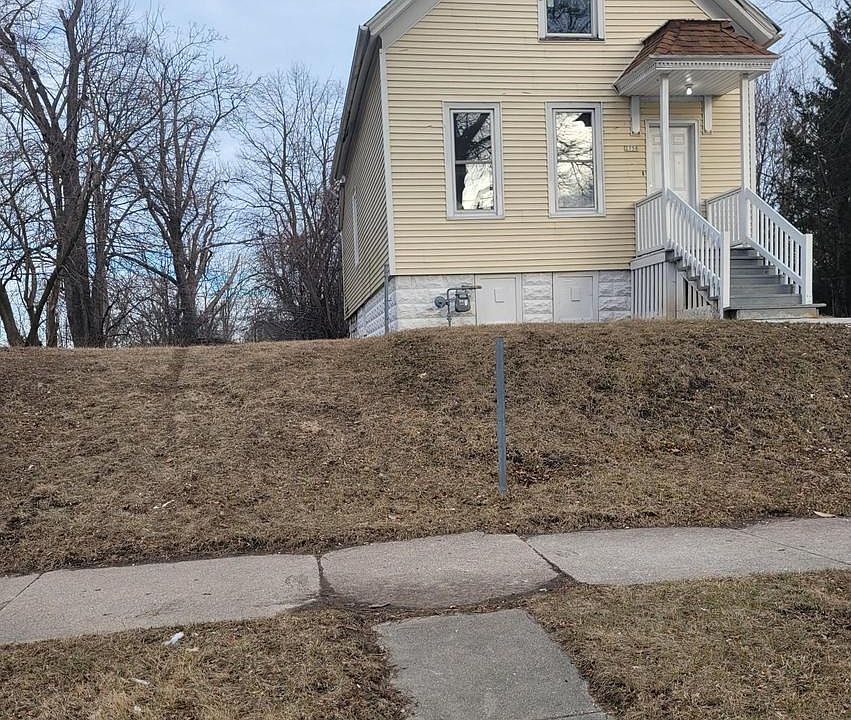 1st image of 2758 North Palmer STREET
