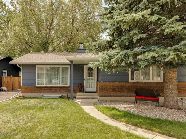 102 Thorson Cres, Okotoks, AB T1S 1C8