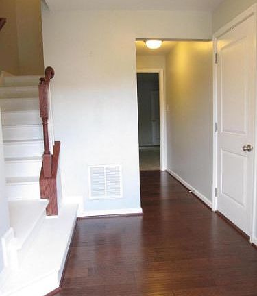 5th image of 22856 Yellow Oak Ter