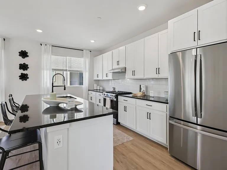 BB Living Trails Edge — Photo 10