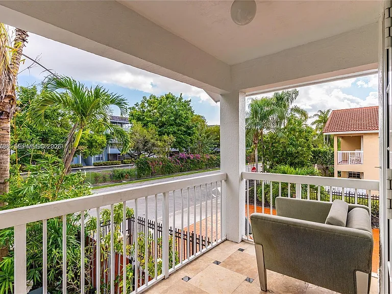 8909 SW 108th Circle Ct — Photo 10