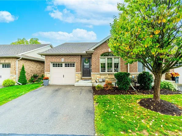 560 Grey St #30, Brantford, ON N3S 0C4