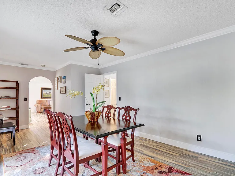 5140 Laird Ln — Photo 18