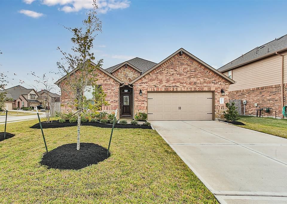 1st image of 28703 Pleasant Creek Ct