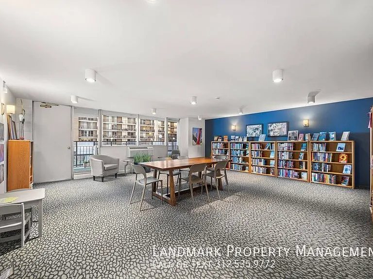 6033 N Sheridan Rd #35D — Photo 43