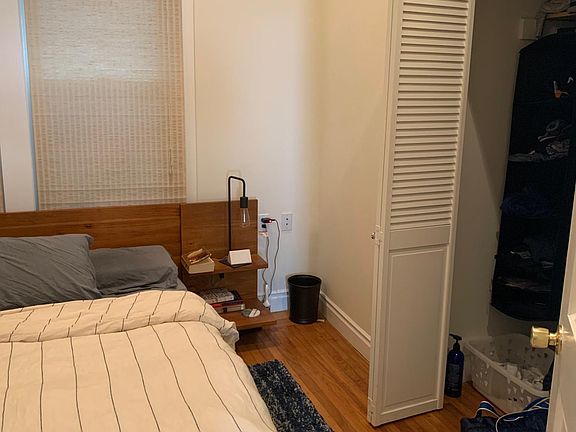 4th image of 200 Douglass St