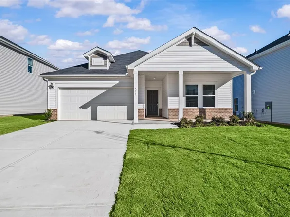 573 Cozy Bluff Rd, Spartanburg, SC 29301