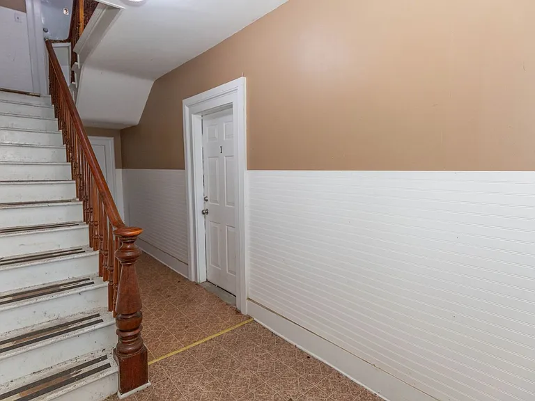 323 S Raleigh St — Photo 7