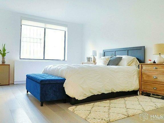 5th image of 445 W 54th St APT 4C