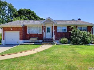 183 N Kentucky Ave, Massapequa, NY