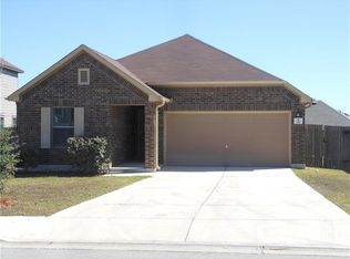 210 Cushman Dr, Kyle, TX 78640