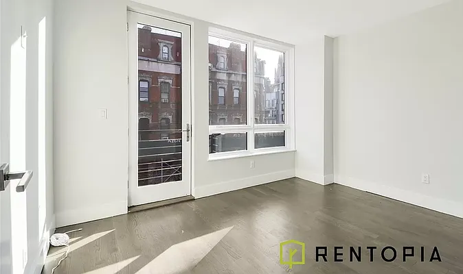 Rented by Rentopia | media 9
