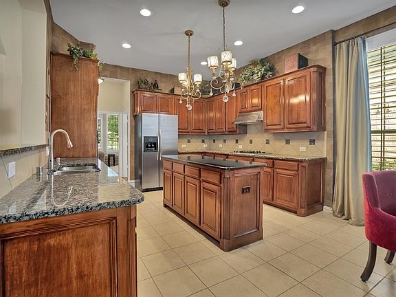 3rd image of 1451 White Sand Dr