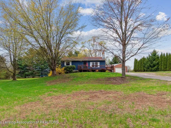 1386 Kelly Rd, Mason, MI 48854