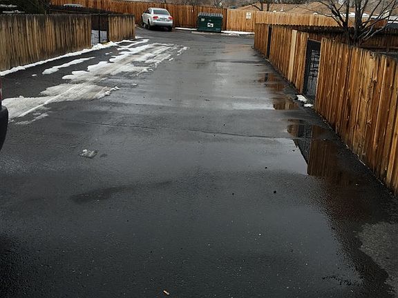 5th image of 1400 N Edmonds Dr