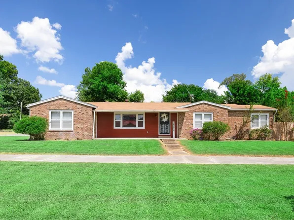 8178 Quito Rd, Millington, TN 38053