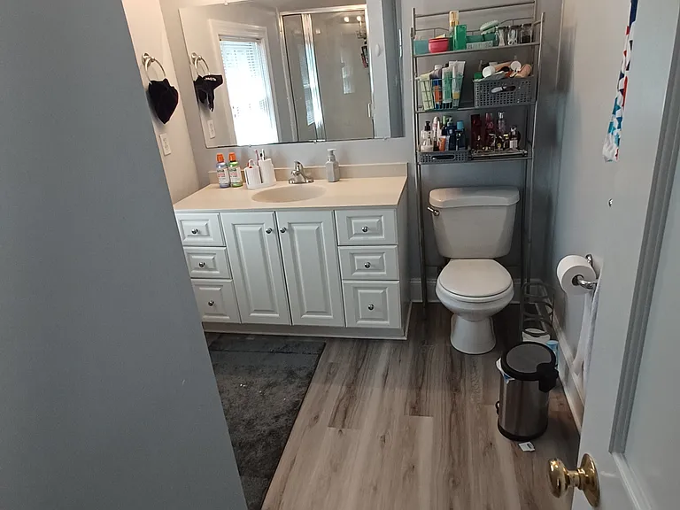 285 Lowell St — Photo 13