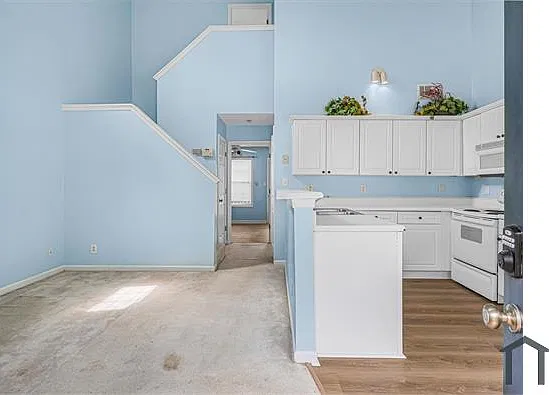 2 bed, 1160 sqft, $2,160 — Photo 4