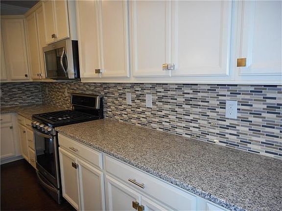 5th image of 6738 Berewick Commons Pkwy #24