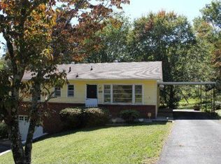 5708 Goldenrod Cir, Knoxville, TN 37921