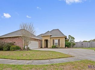 6900 Lakeland Dr, Zachary, LA 70791