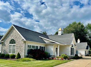 3235 Elizabeth Dr UNIT 27, Perry, OH 44081
