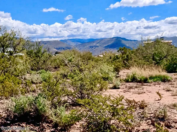 2 Puebla, La Luz, NM 88337